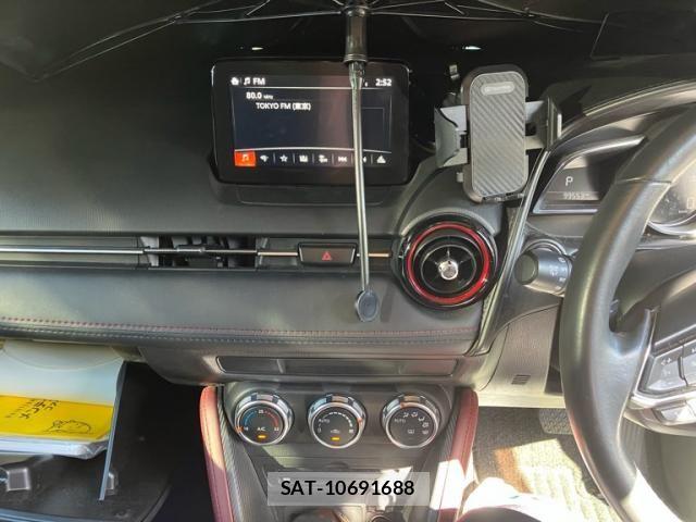 Mazda CX-3 2017-09 8365360-16