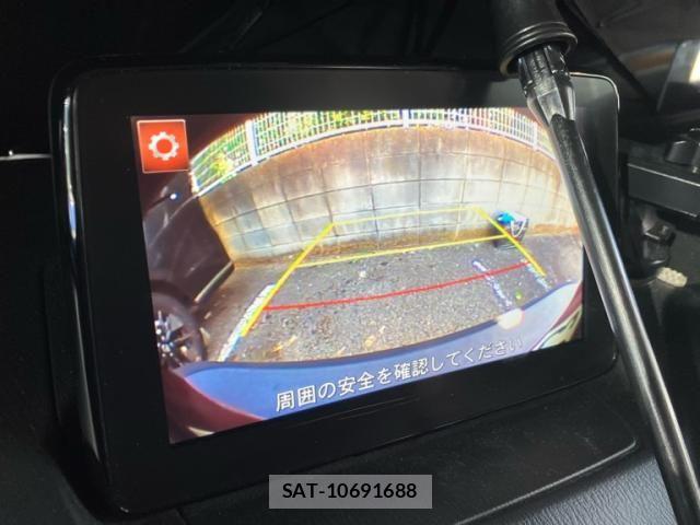 Mazda CX-3 2017-09 8365360-19