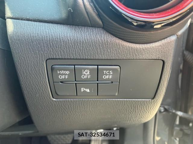 Mazda CX-3 2017-11 8371568-15