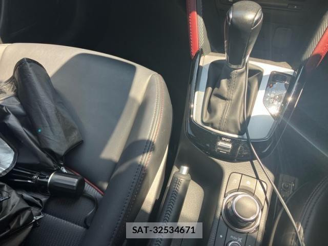 Mazda CX-3 2017-11 8371568-24