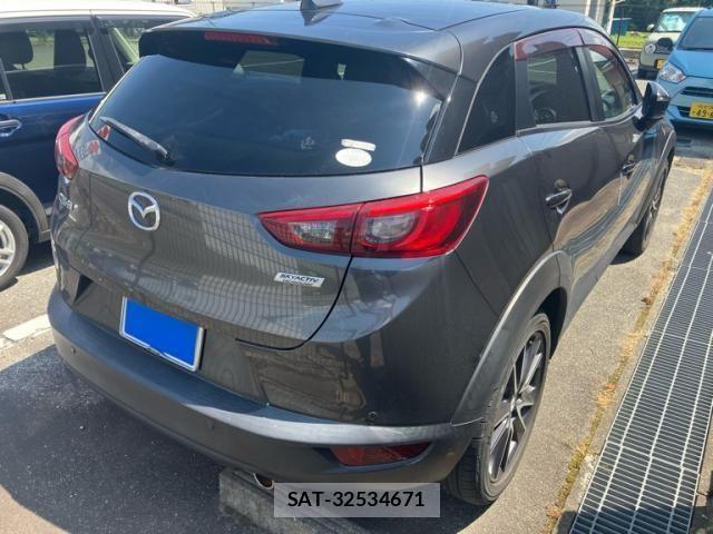Mazda CX-3 2017-11 8371568-3
