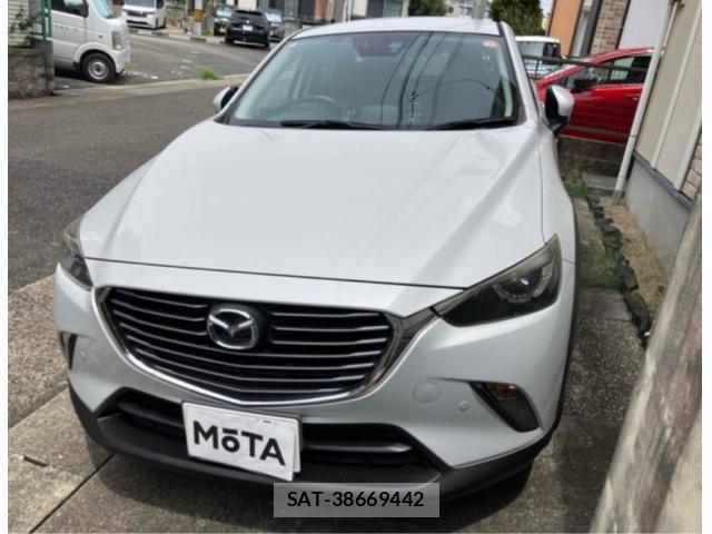 Mazda CX-3 2015-08 8411858-0