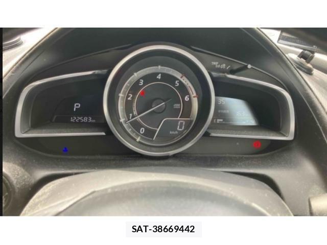 Mazda CX-3 2015-08 8411858-10