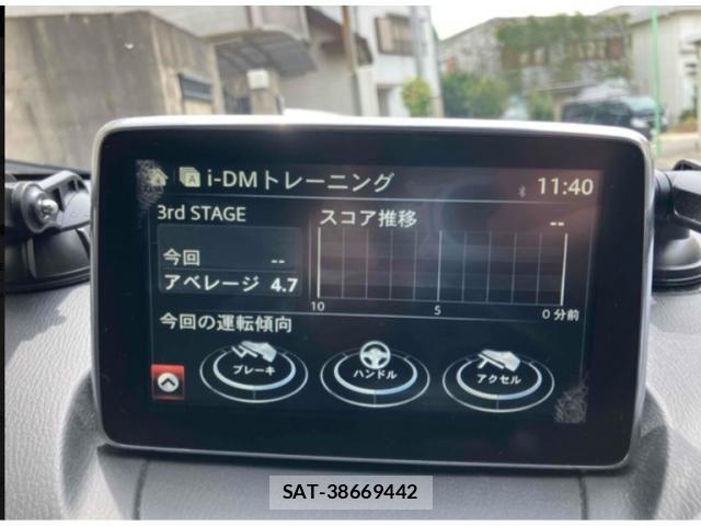 Mazda CX-3 2015-08 8411858-12