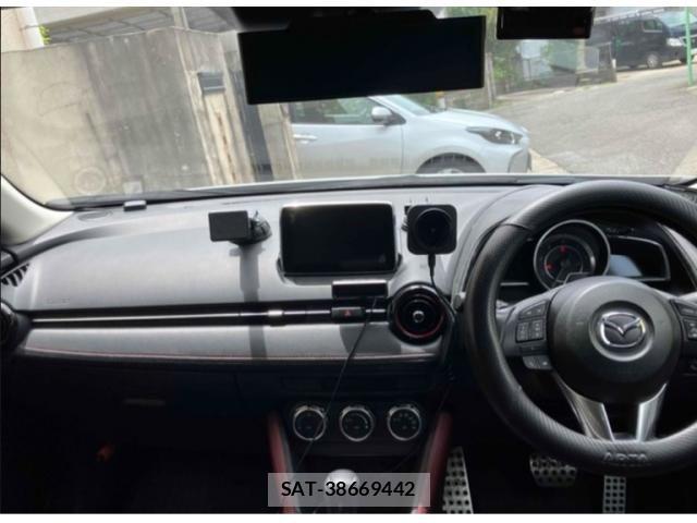 Mazda CX-3 2015-08 8411858-2