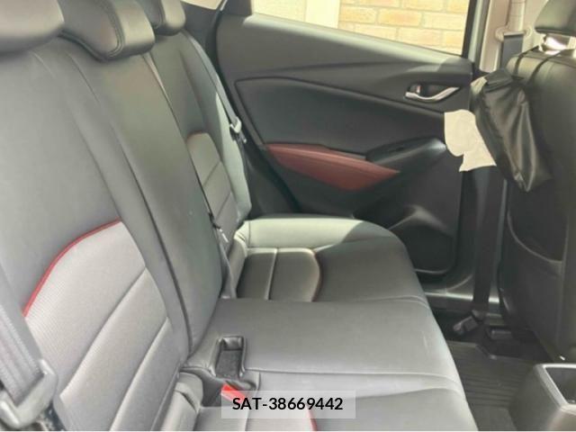Mazda CX-3 2015-08 8411858-7