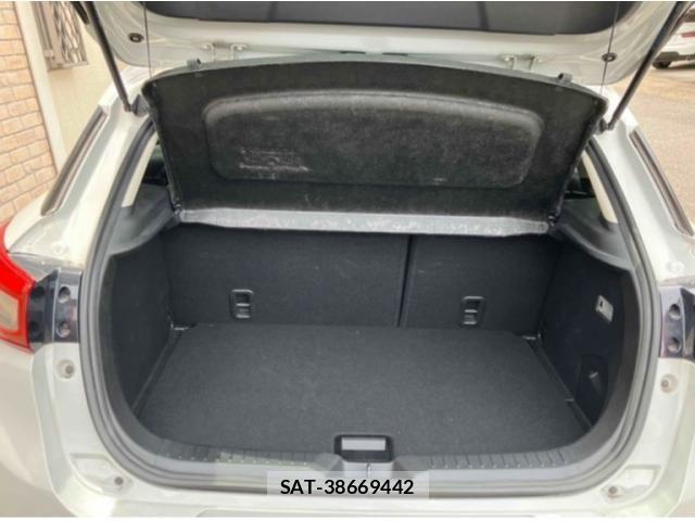 Mazda CX-3 2015-08 8411858-8