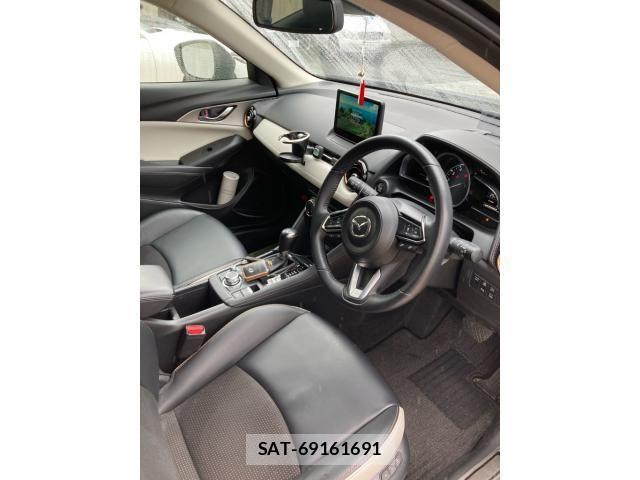 Mazda CX-3 2021-12 8411854-10