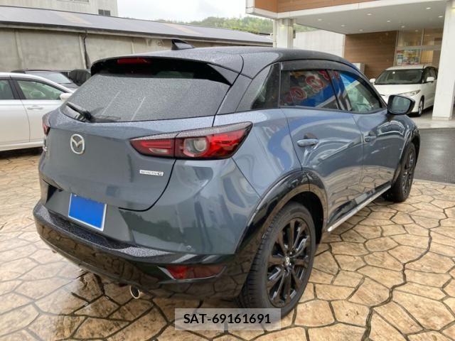Mazda CX-3 2021-12 8411854-3