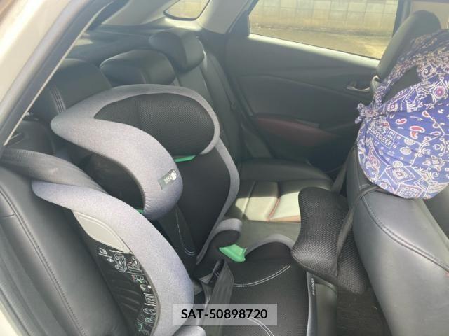 Mazda CX-3 2015-03 8411857-12
