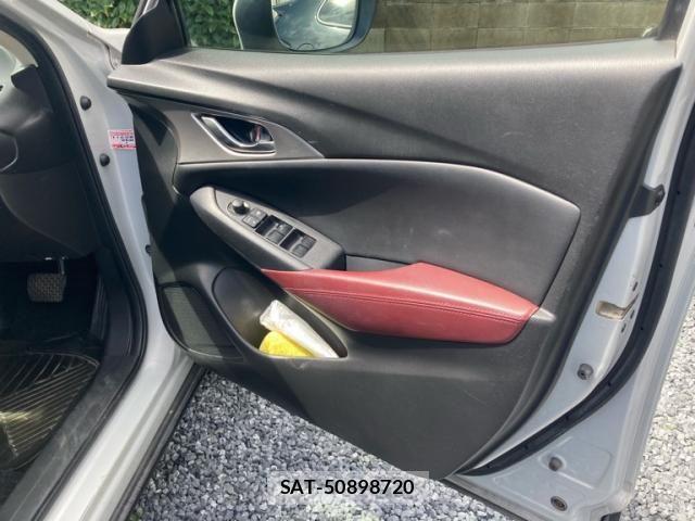 Mazda CX-3 2015-03 8411857-8