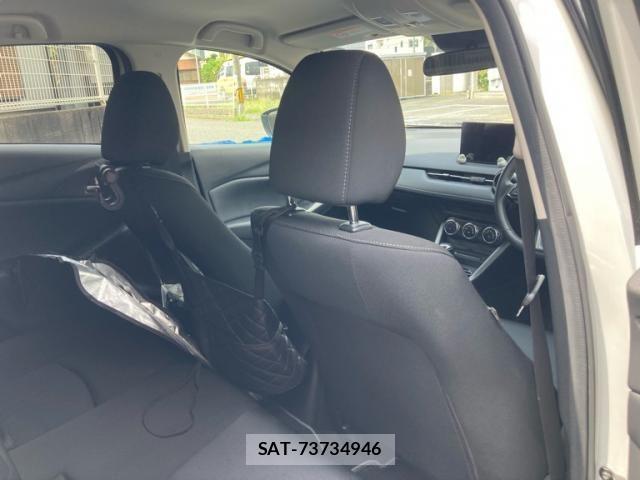 Mazda CX-3 2021-12 8411856-17