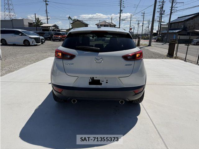 Mazda CX-3 2015-04 8457268-9