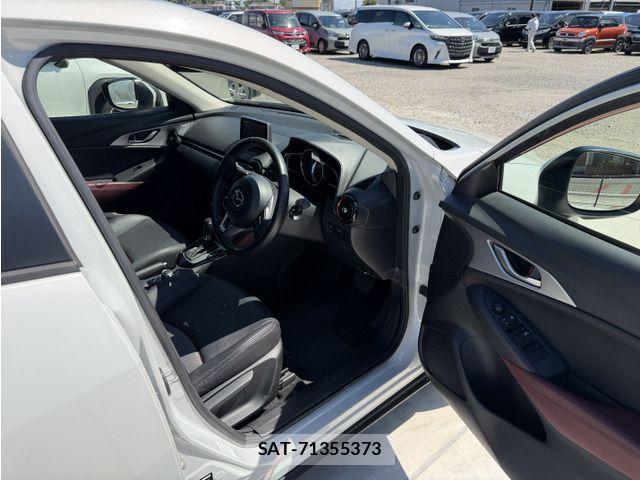Mazda CX-3 2015-04 8457268-2