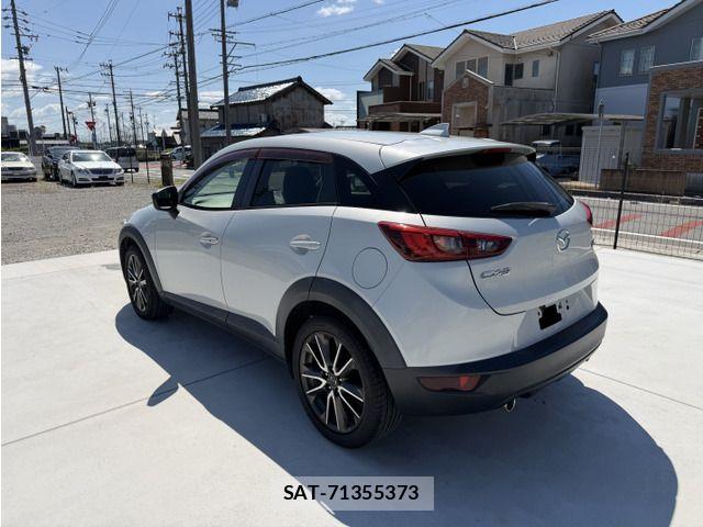 Mazda CX-3 2015-04 8457268-8
