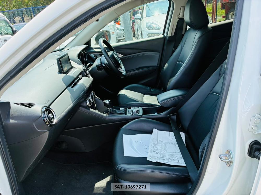 Mazda CX-3 2020-08 8200282-10