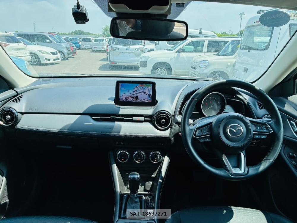 Mazda CX-3 2020-08 8200282-12