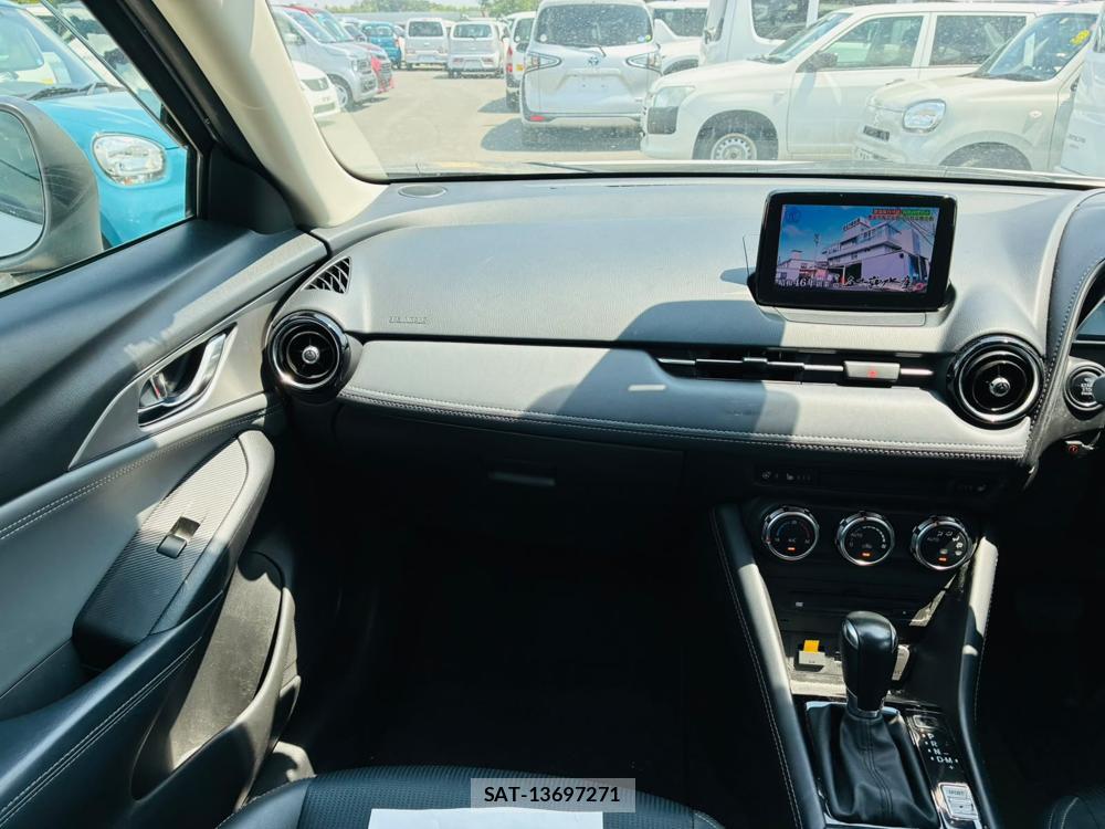 Mazda CX-3 2020-08 8200282-17