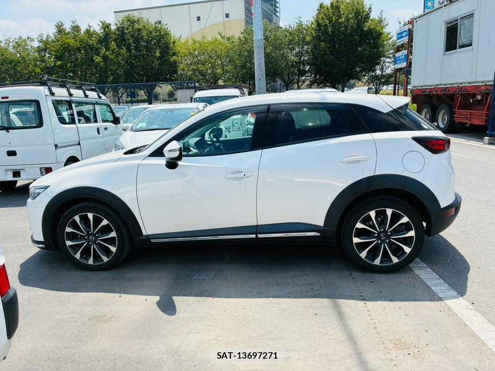Mazda CX-3 2020-08 8200282-1