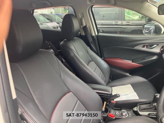 Mazda CX-3 2017-10 8524204-13