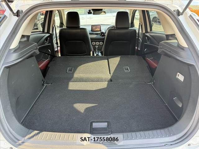 Mazda CX-3 2017-03 8561600-20