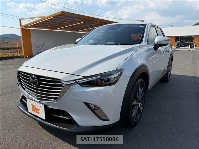 Mazda CX-3 2017-03 8561600-7