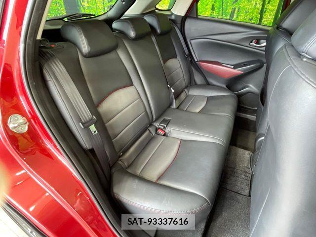 Mazda CX-3 2015-07 8561601-9