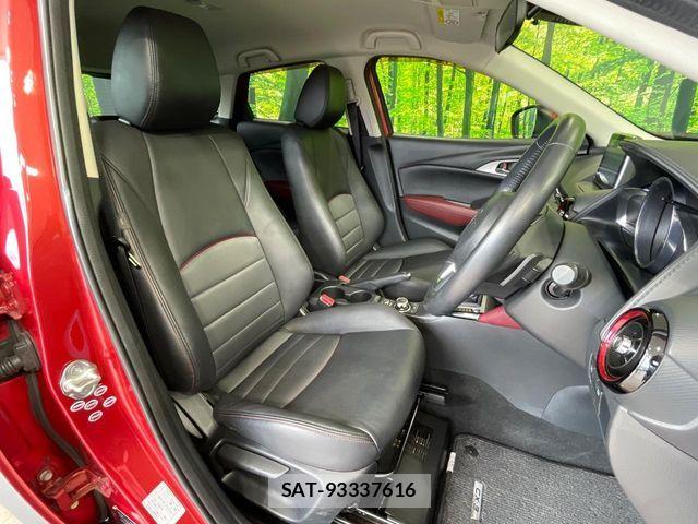 Mazda CX-3 2015-07 8561601-8