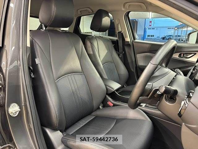 Mazda CX-3 2018-05 8626336-10