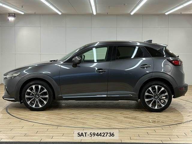 Mazda CX-3 2018-05 8626336-16