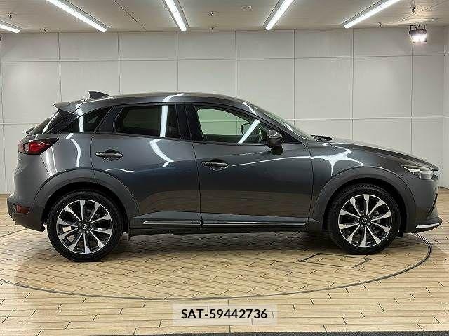 Mazda CX-3 2018-05 8626336-17