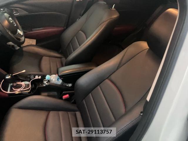 Mazda CX-3 2016-07 8658621-11