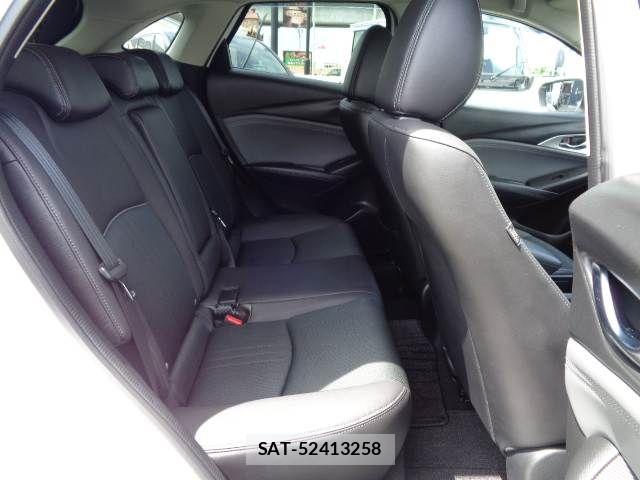 Mazda CX-3 2020-03 8658613-8