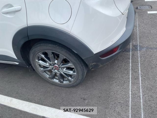Mazda CX-3 2020-09 8658612-6