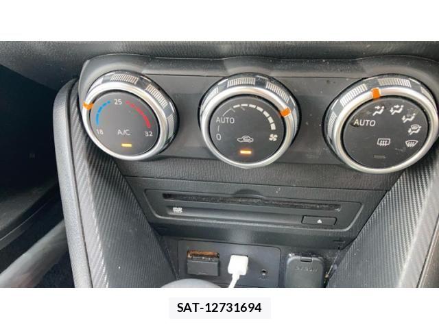 Mazda CX-3 2015-04 8658620-16