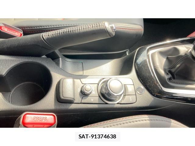Mazda CX-3 2017-08 8658614-17