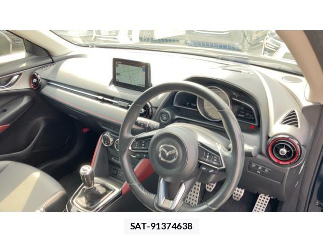 Mazda CX-3 2017-08 8658614-7
