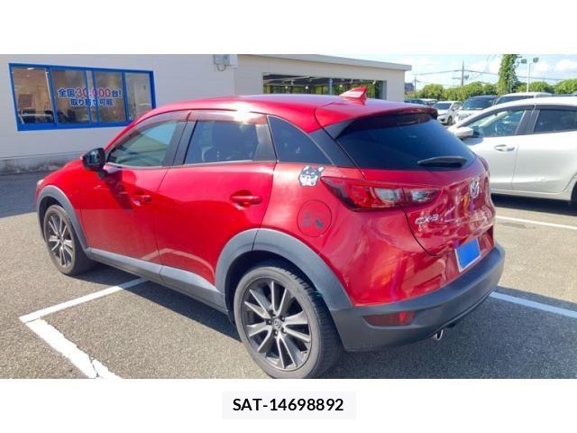 Mazda CX-3 2016-01 8685374-1