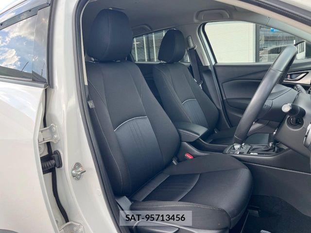 Mazda CX-3 2019-09 8685372-9