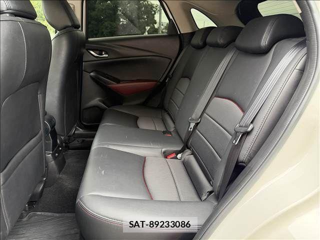 Mazda CX-3 2018-02 8685373-9