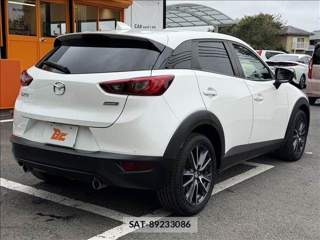 Mazda CX-3 2018-02 8685373-23