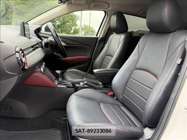 Mazda CX-3 2018-02 8685373-24