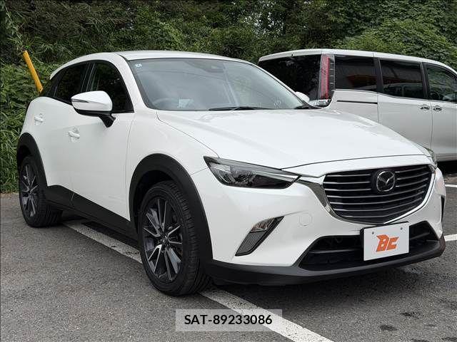 Mazda CX-3 2018-02 8685373-4