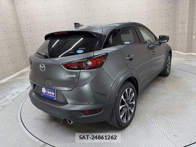 Mazda CX-3 2019-09 8685371-1