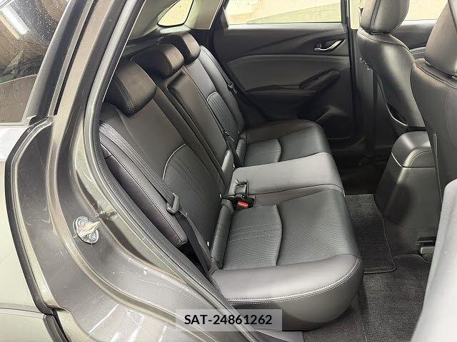 Mazda CX-3 2019-09 8685371-4