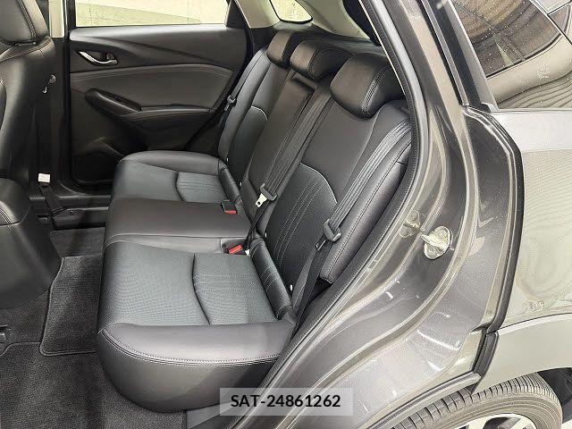 Mazda CX-3 2019-09 8685371-6