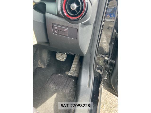 Mazda CX-3 2016-08 8741502-14