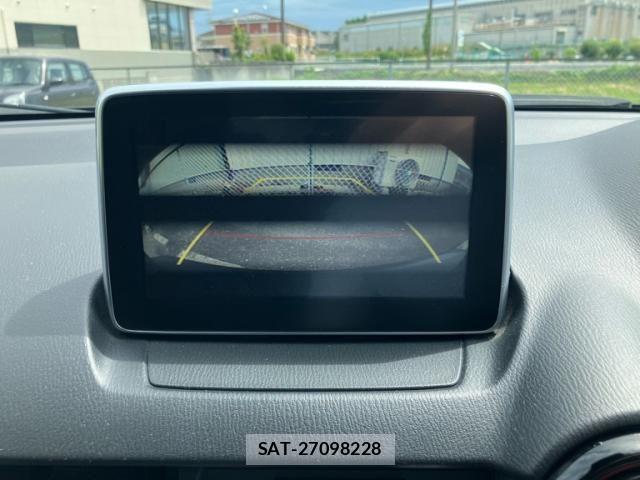 Mazda CX-3 2016-08 8741502-20
