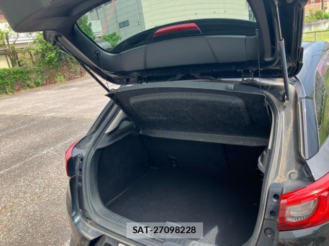 Mazda CX-3 2016-08 8741502-7