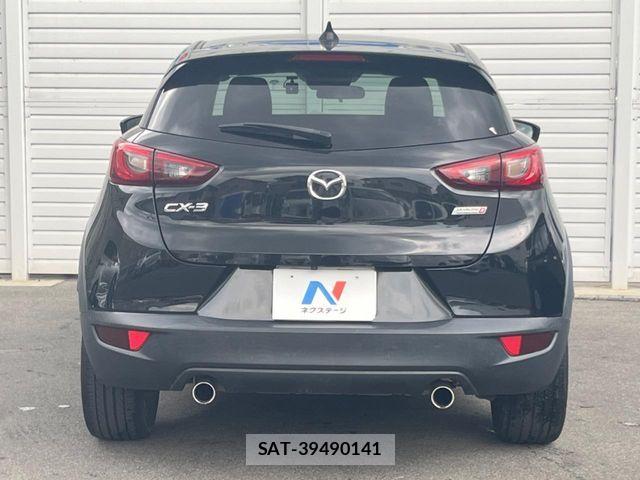 Mazda CX-3 2016-01 8741501-12